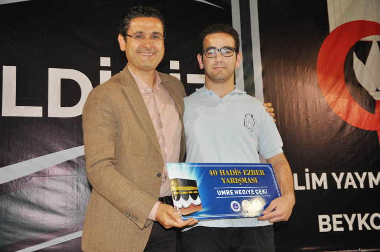 Beykoz’da Kırk Hadis Ezber Yarışması Ödül Töreni