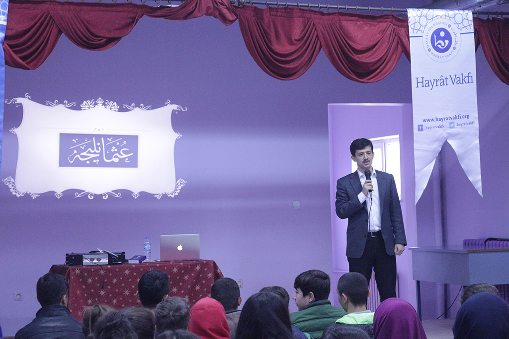 Çankırı’da Hayrat Vakfı’ndan Öğrencilere Osmanlı Türkçesi Seminerleri