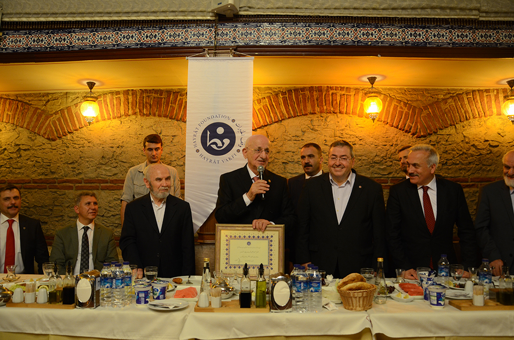 Hayrat Vakfı İftarında Dostlarımızla Bir Araya Geldik