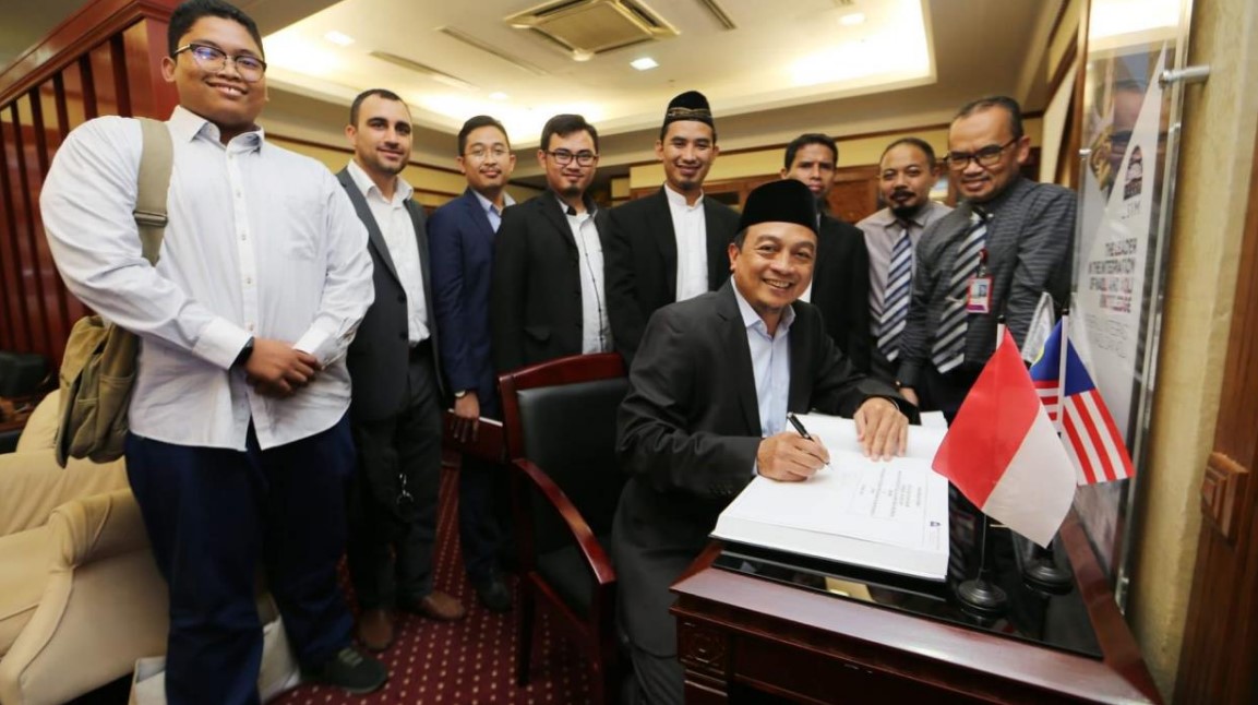 Hayrat Vakfı Malezya Temsilciliğimiz Endonezyalı Meşhur Alim Bachtiar Nasir’ı Ağırladı