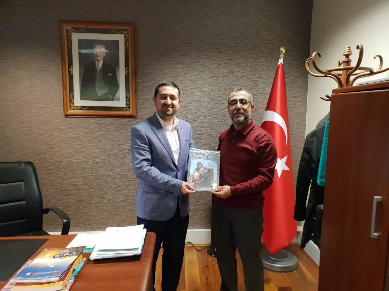 Hayrat Vakfı’ndan Londra Yunus Emre Enstitüsü’ne Nezaket Ziyareti