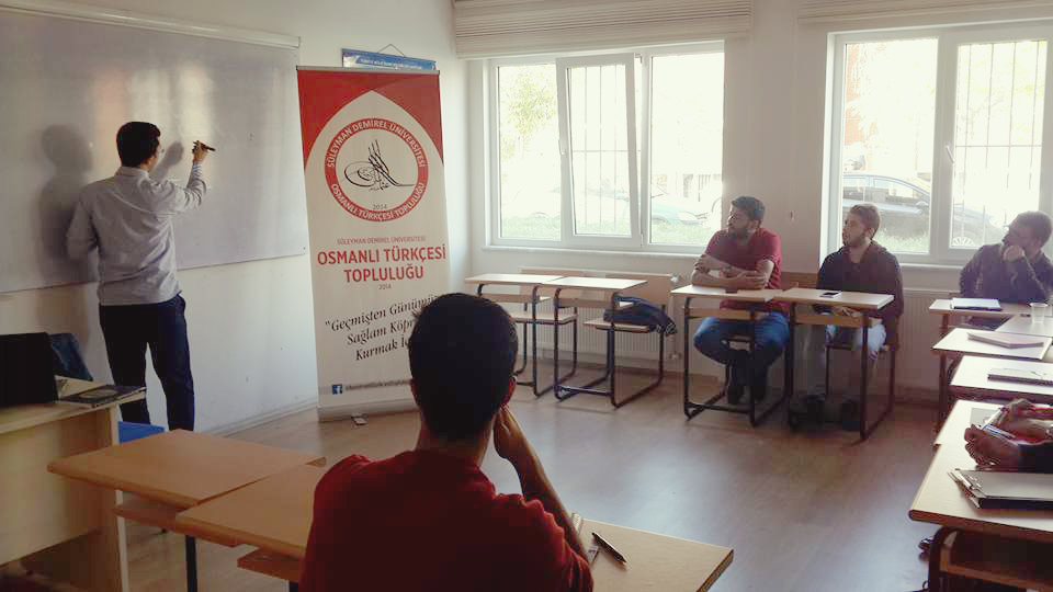 İki Yılda Binden Fazla SDÜ Öğrencisi Osmanlıca Öğrendi