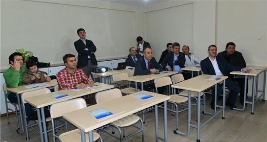 İnegöl’de Belediye Personeli Osmanlıca Eğitimine Başladı