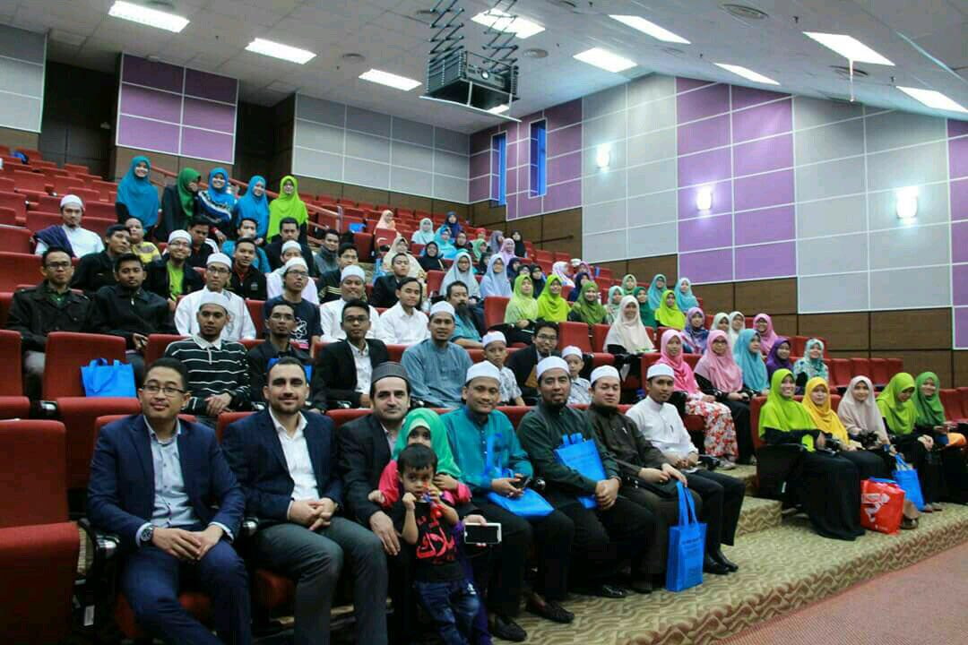 Malezya’da “Alemlere Rahmet” Paneli