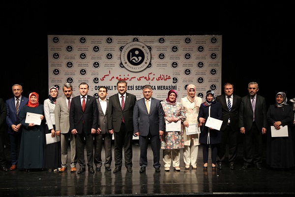 RİZE’DE OSMANLI TÜRKÇESİ SERTİFİKALARI TÖRENLE DAĞITILDI