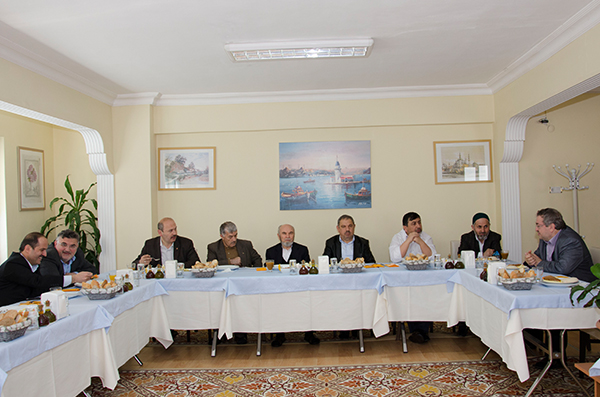 TGTV İcra Kurulu Üyelerinden Hayrat Vakfına Ziyaret