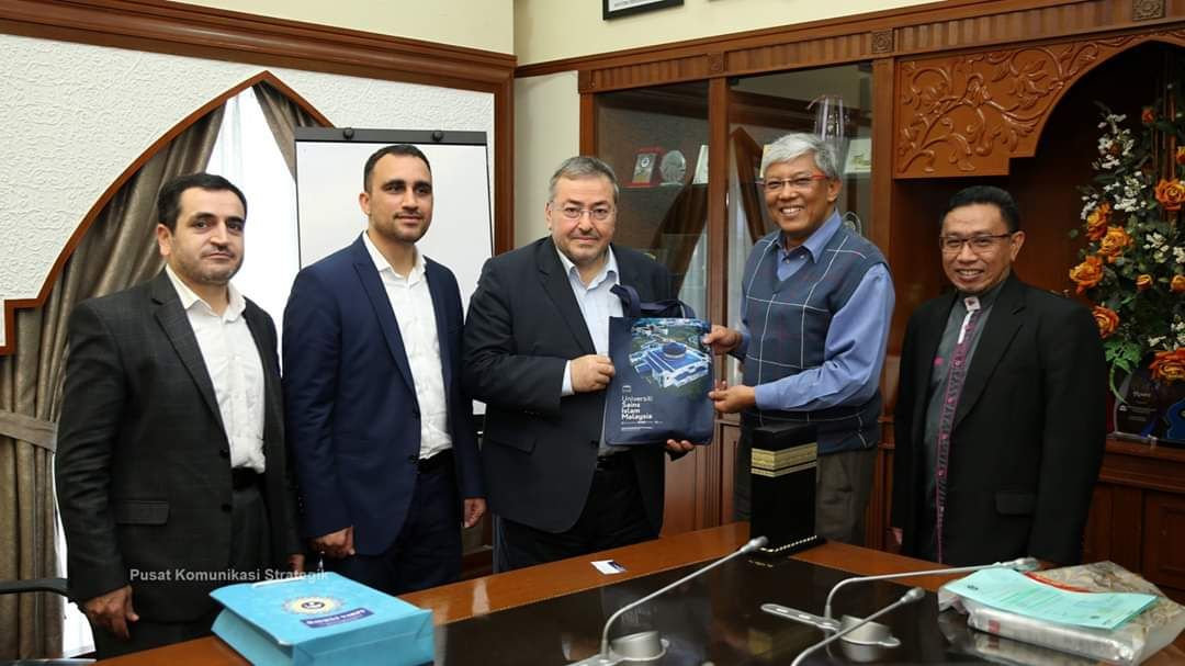 Yeni Atanan İslam Bilim Üniversitesi Rektörü’ne Makamında Ziyaret