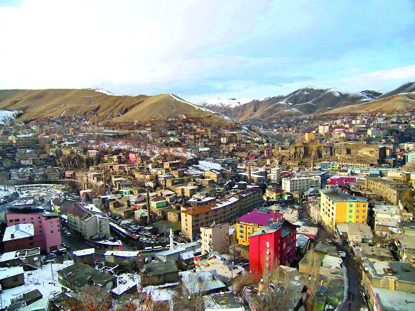 Bediüzzaman Said Nursî Hazretlerinin Dünyaya Gelişi, Ailesi ve Nesebi